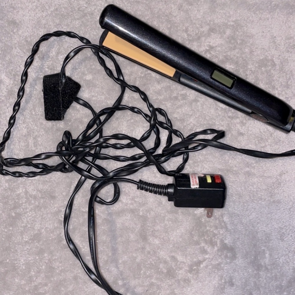 CHI Hair Straightener